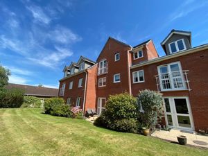Lovell Court - click for photo gallery